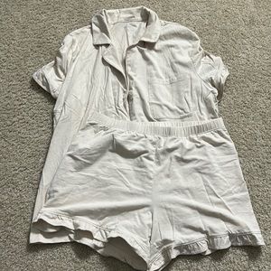 Amazon Essentials, Size Large